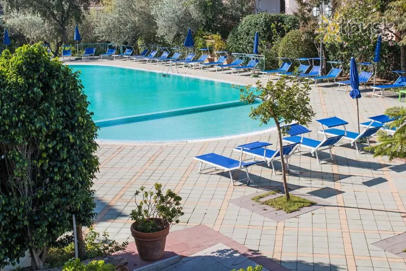 Фото отеля Gli Ontani Hotel Residence 4* о. Сардиния Италия экстерьер и бассейны