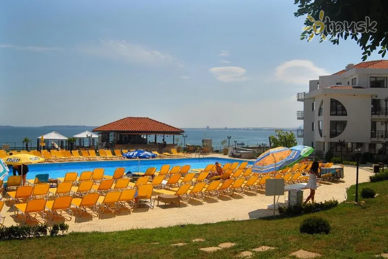 Фото отеля Diamond Hotel 4* Svētā Vlasa Bulgārija ārpuse un baseini