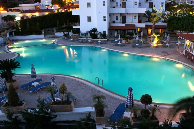 Фото отеля Coliseum Studios & Apartments 3* о. Родос Греція екстер'єр та басейни