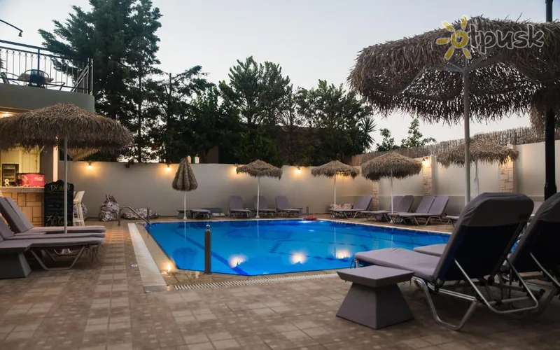 Фото отеля Sunshine Studios 2* о. Крит – Іракліон Греція екстер'єр та басейни