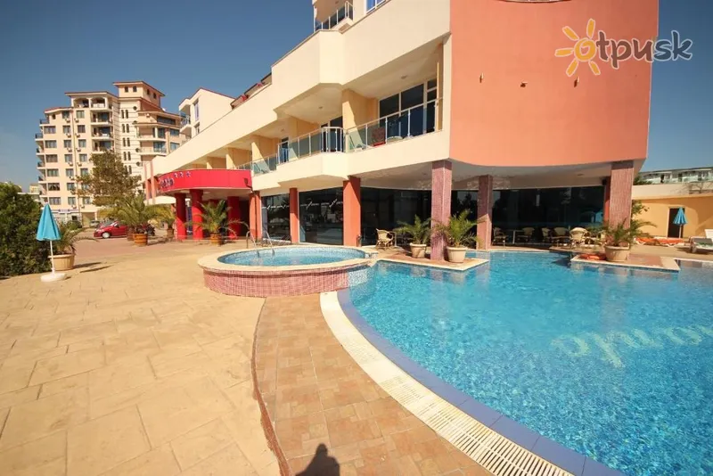 Фото отеля Esperanto Hotel 3* Saulainā pludmale Bulgārija ārpuse un baseini