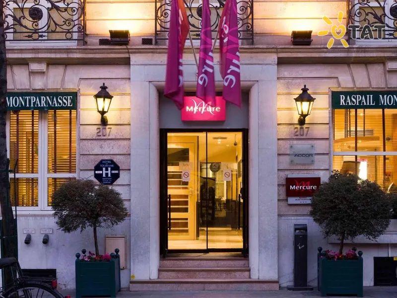 Фото отеля Mercure Montparnasse Raspail 4* Париж Франція екстер'єр та басейни