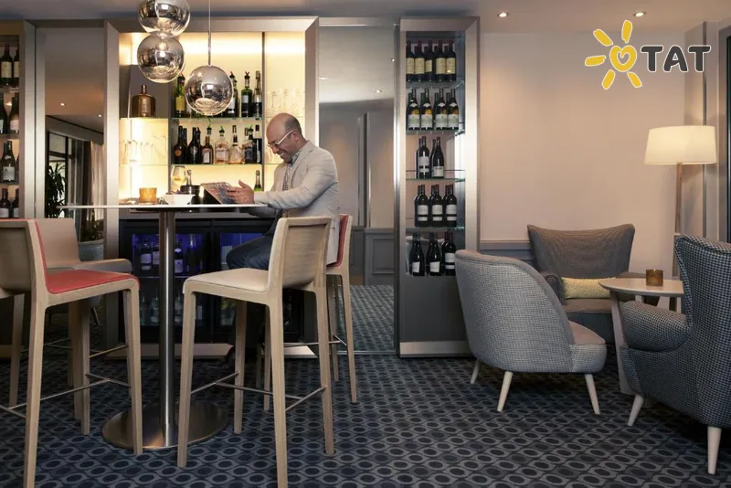 Фото отеля Mercure Montparnasse Raspail 4* Париж Франція бари та ресторани