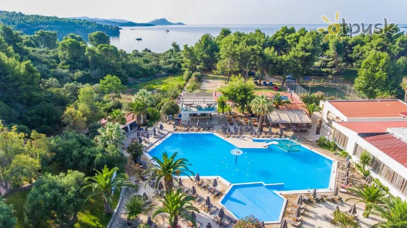 Фото отеля Poseidon Hotel Sea Resort 4* Halkidiki — Sitonija Grieķija ārpuse un baseini