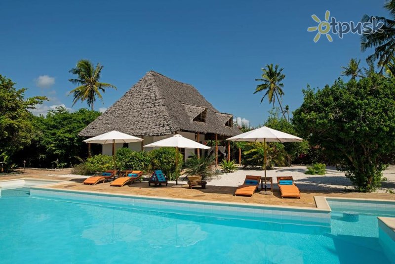 Фото отеля Tikitam Palms Boutique Hotel 5* Понгве Танзания экстерьер и бассейны