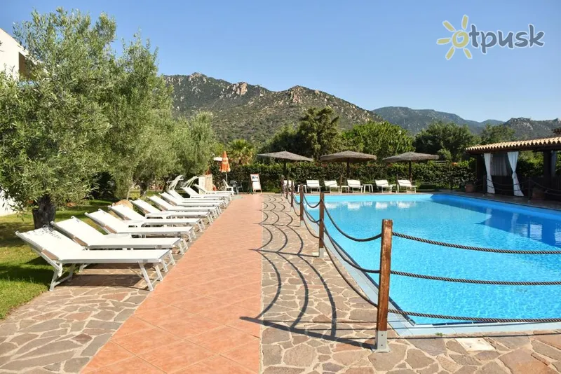 Фото отеля Le Zagare Resort 4* о. Сардинія Італія екстер'єр та басейни