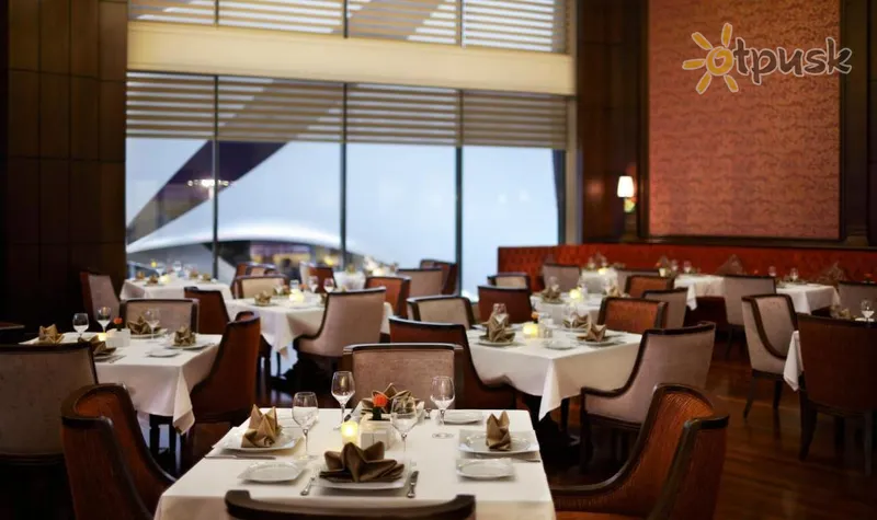 Фото отеля Crowne Plaza Istanbul Asia Hotel 5* Stambula Turcija bāri un restorāni