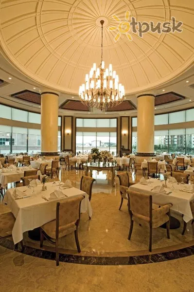Фото отеля Crowne Plaza Istanbul Asia Hotel 5* Stambula Turcija bāri un restorāni