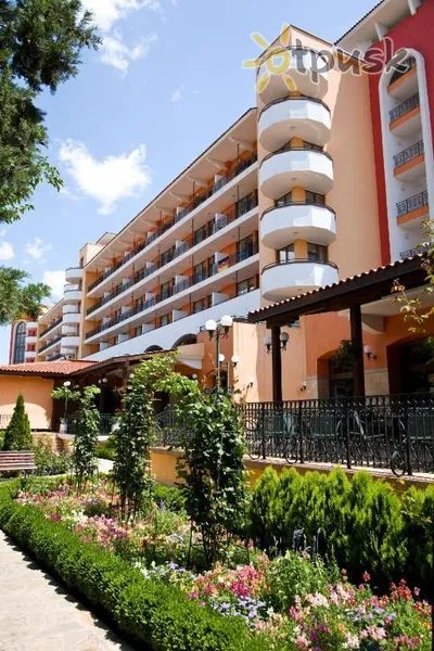 Фото отеля Hrizantema Hotel & Casino 4* Солнечный берег Болгария экстерьер и бассейны