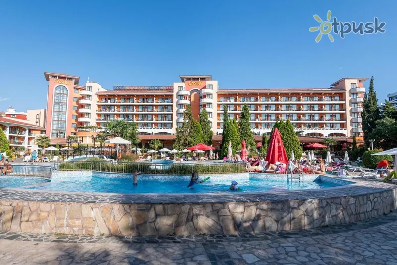 Фото отеля Hrizantema Hotel & Casino 4* Saulainā pludmale Bulgārija ārpuse un baseini