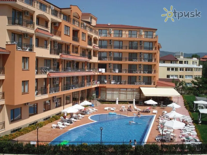 Фото отеля Happy Aparthotel & Spa 3* Saulainā pludmale Bulgārija ārpuse un baseini