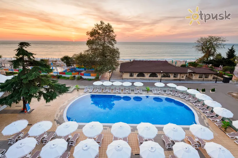Фото отеля Grifid Hotel Marea 4* Zelta smiltis Bulgārija ārpuse un baseini