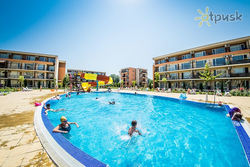 Фото отеля Holiday Fort Golf Club 3* Солнечный берег Болгария экстерьер и бассейны