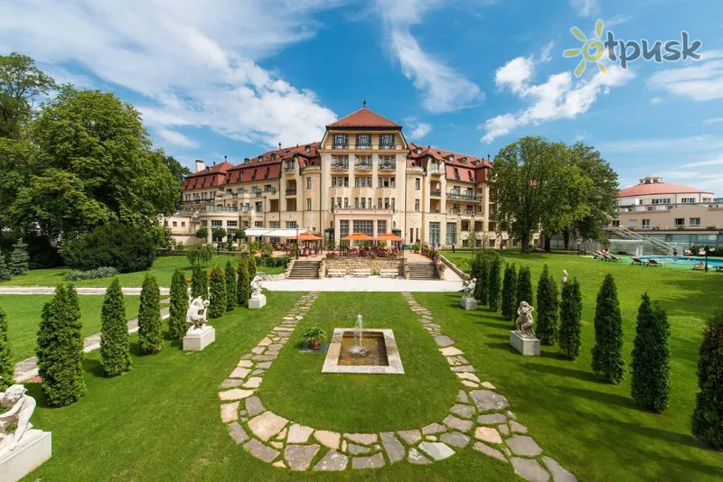 Фото отеля Thermia Palace Ensana Health Spa Hotel 5* Пьештяны Словакия экстерьер и бассейны