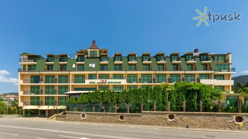 Фото отеля Julia Hotel 3* Šventasis Vlasas Bulgarija išorė ir baseinai