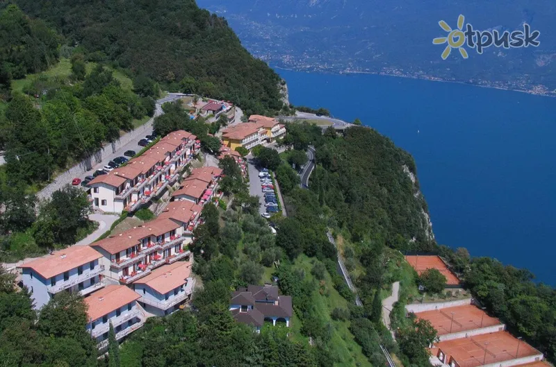 Фото отеля La Rotonda 3* Оз. Гарда Італія екстер'єр та басейни