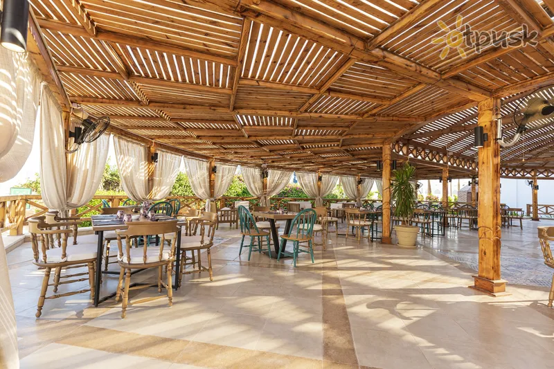 Фото отеля Sunrise Remal Resort 4* Šarm el Šeichas Egiptas barai ir restoranai