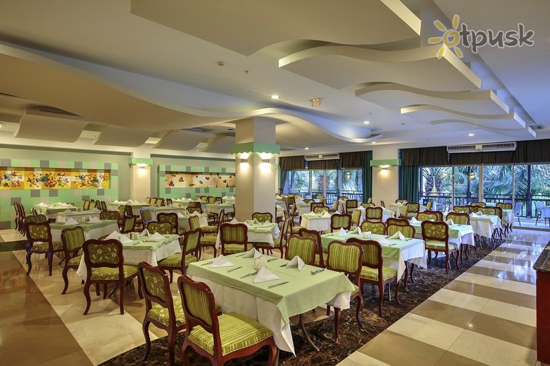 Фото отеля Sunis Kumkoy Beach Resort Hotel & Spa 5* Сиде Турция бары и рестораны
