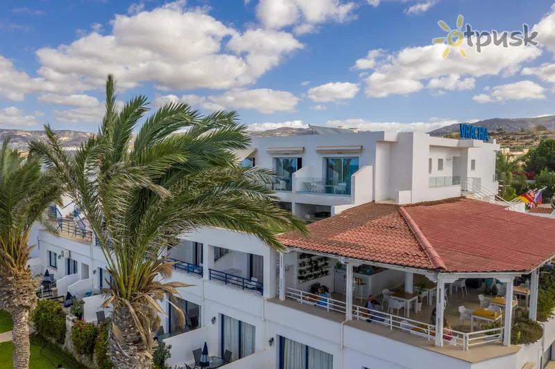 Фото отеля Vrachia Beach Resort 3* Patoss Kipra ārpuse un baseini