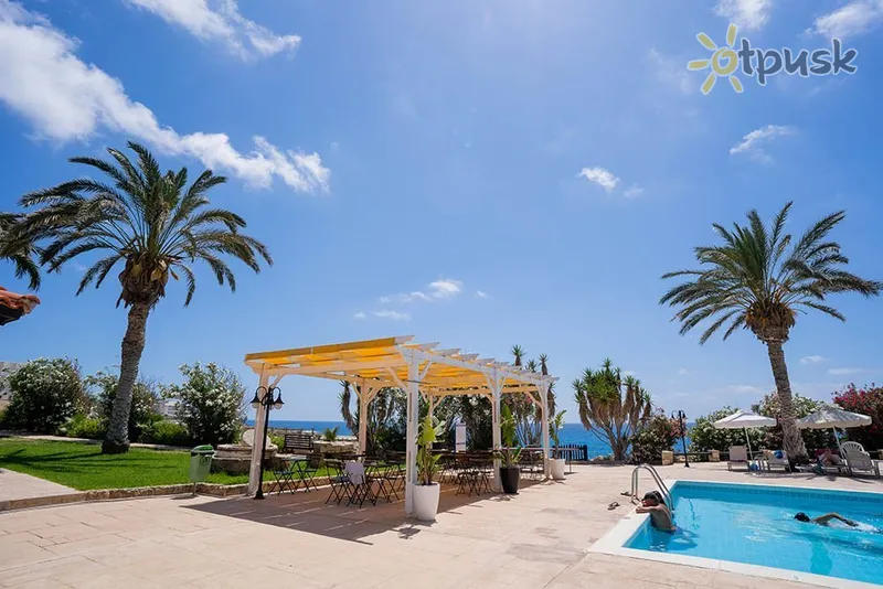 Фото отеля Vrachia Beach Resort 3* Пафос Кіпр екстер'єр та басейни