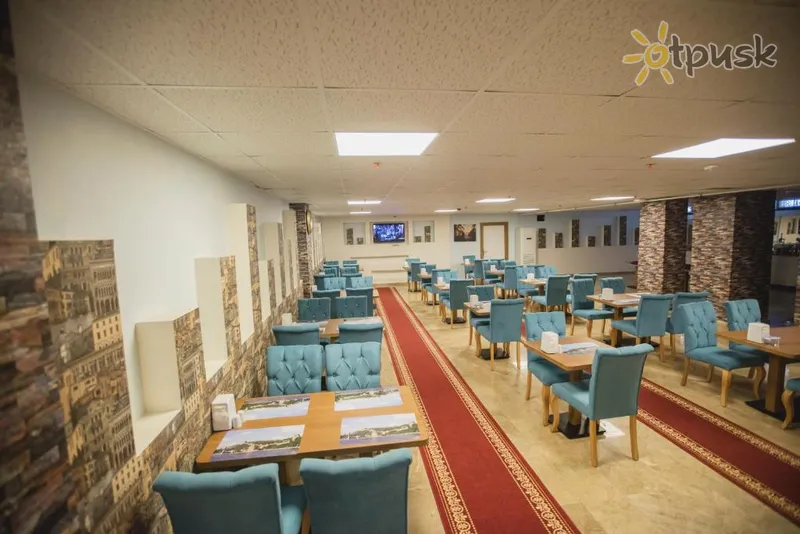 Фото отеля Royal Inci Airport Hotel 3* Stambula Turcija bāri un restorāni