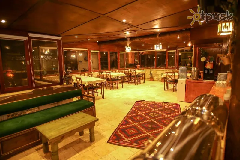 Фото отеля Bedrock Cave Hotel 3* Каппадокія Туреччина бари та ресторани