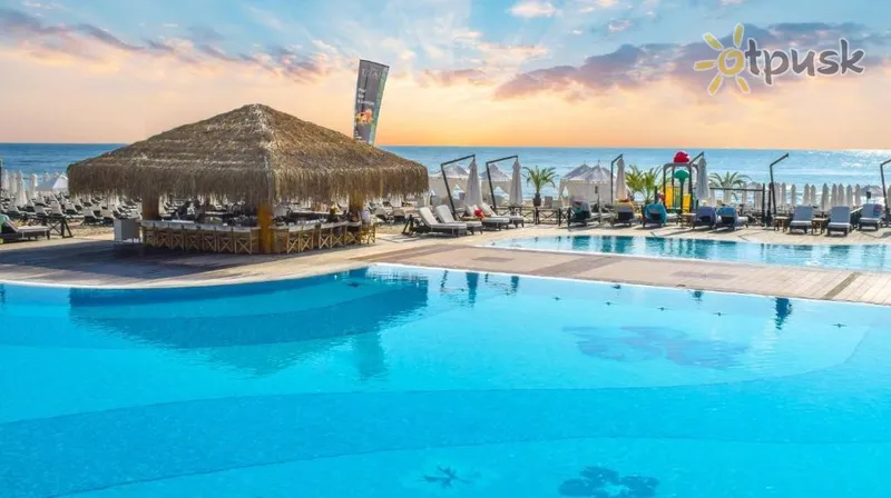 Фото отеля Oasis Resort & Spa 4* Tsarevo Bulgarija išorė ir baseinai