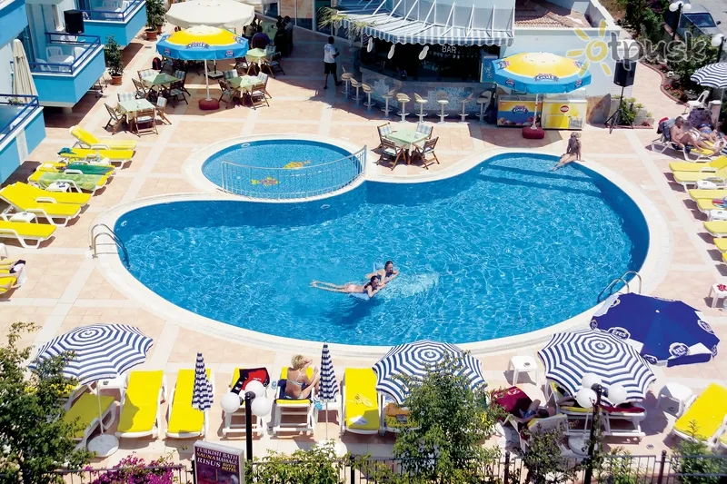 Фото отеля Mesut Hotel Family Anex 3* Alanija Turkija išorė ir baseinai