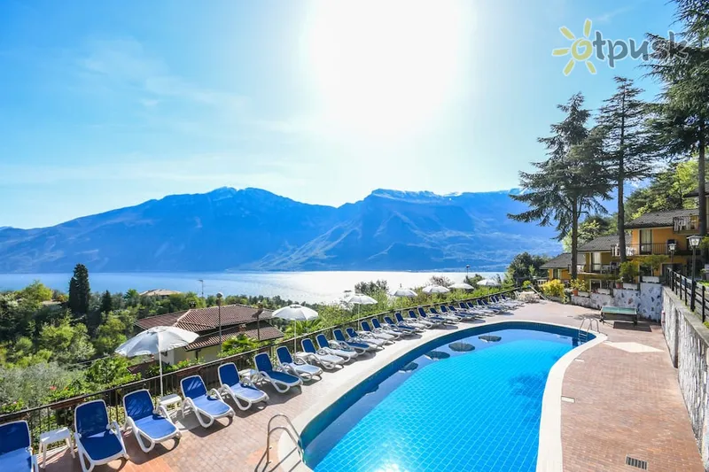 Фото отеля Residence Oasi 3* Ežeras garda Italija išorė ir baseinai