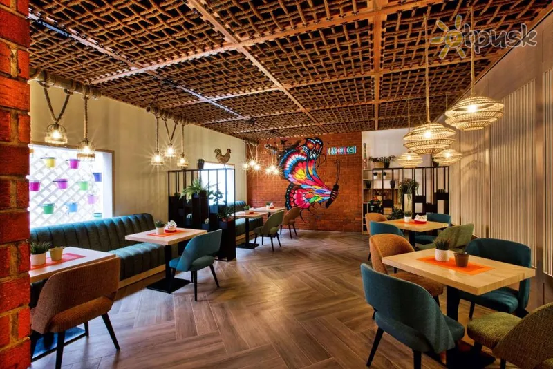 Фото отеля La Quinta by Wyndham Dubai Jumeirah 4* Дубай ОАЭ бары и рестораны