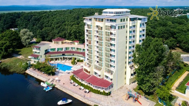 Фото отеля Perla Sun Hotel 4* Primorsko Bulgarija išorė ir baseinai