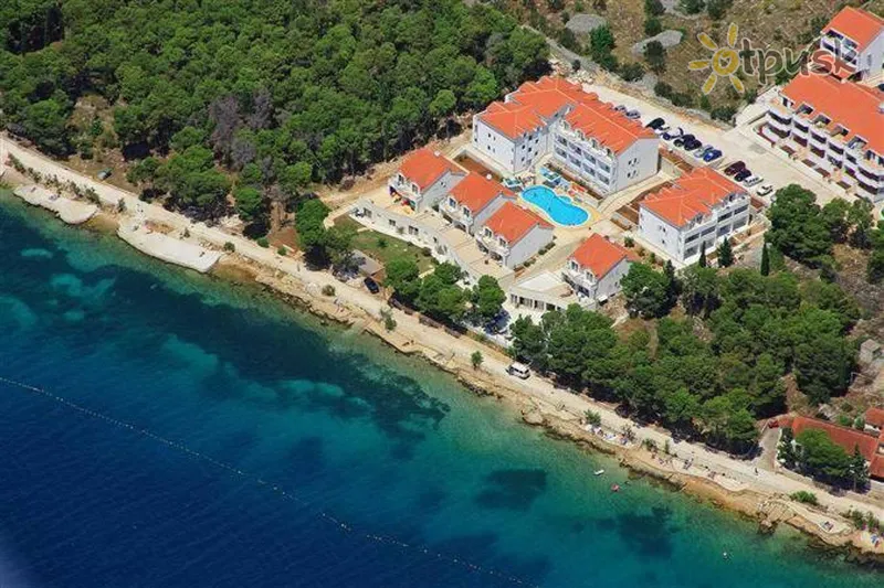 Фото отеля Illyrian Resort House 4* о. Брач Хорватія екстер'єр та басейни