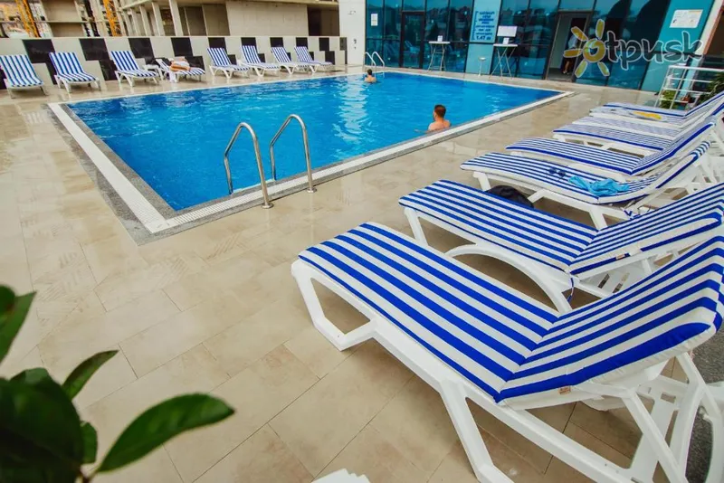 Фото отеля New Wave 4* Батумі Грузія екстер'єр та басейни