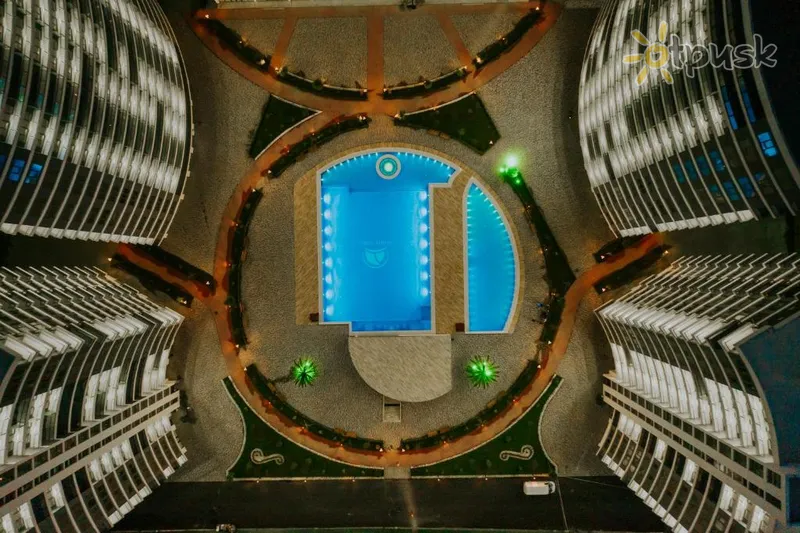 Фото отеля White Sails Residential Hotel 4* Батуми Грузия экстерьер и бассейны