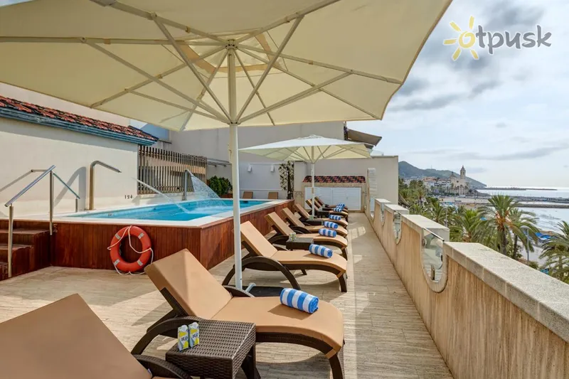 Фото отеля Kalma Sitges Hotel 4* Kosta del Garrafa Spānija ārpuse un baseini