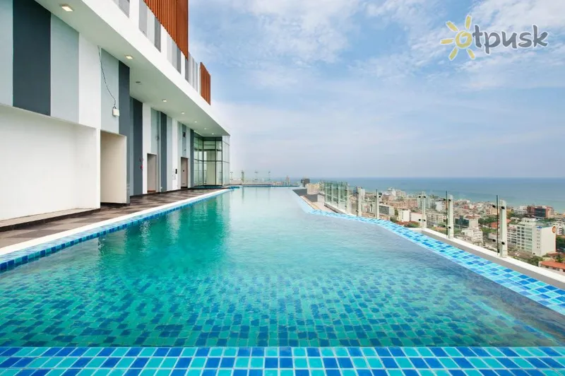 Фото отеля Cinnamon Red Colombo 4* Коломбо Шрі Ланка екстер'єр та басейни