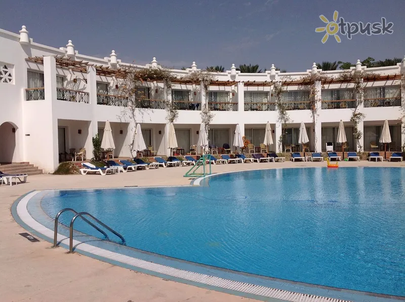 Фото отеля Melton Beach Resort (отель закрыт) 5* Шарм эль Шейх Египет экстерьер и бассейны