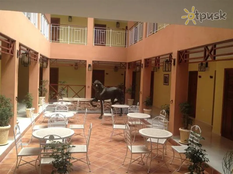 Фото отеля Hotel E Caballeriza 3* Holguinas Kuba barai ir restoranai