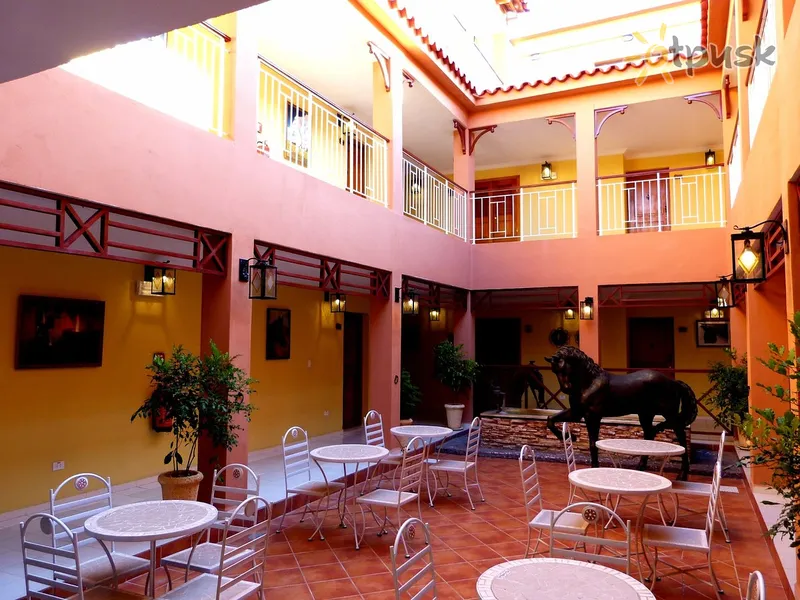 Фото отеля Hotel E Caballeriza 3* Ольгін Куба бари та ресторани