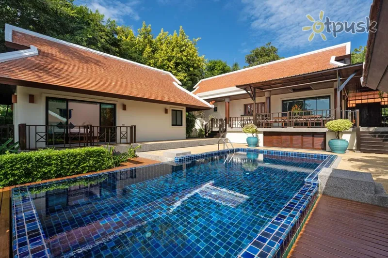 Фото отеля Nai Harn Baan-Bua Villas 4* о. Пхукет Таїланд екстер'єр та басейни
