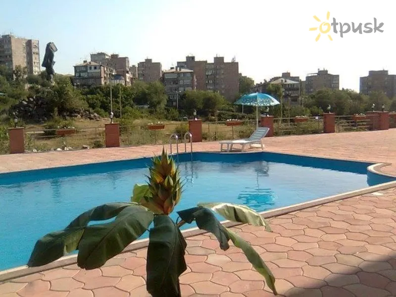 Фото отеля Nork Residence 4* Єреван Вірменія екстер'єр та басейни