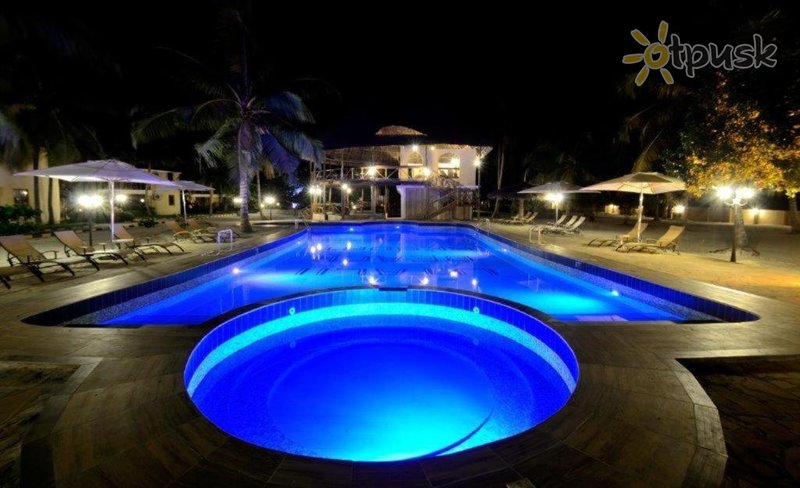 Фото отеля Sansi Kae Beach Resort 5* Мичамви Танзания экстерьер и бассейны
