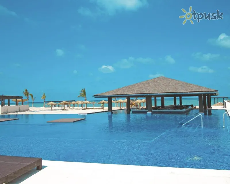 Фото отеля Royalton Blue Waters 5* Монтего-Бей Ямайка екстер'єр та басейни
