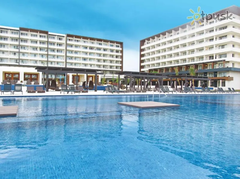 Фото отеля Royalton Blue Waters 5* Монтего-Бей Ямайка екстер'єр та басейни