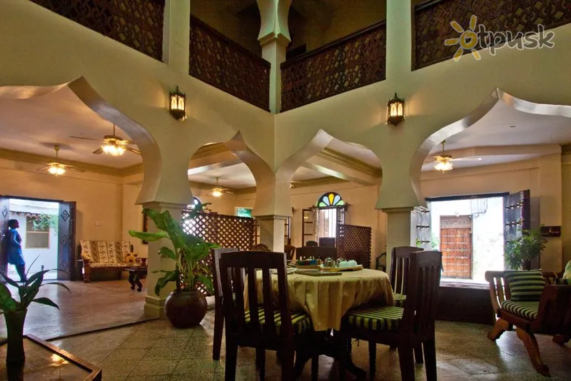 Фото отеля Asmini Palace 4* Занзибар – город Танзания бары и рестораны