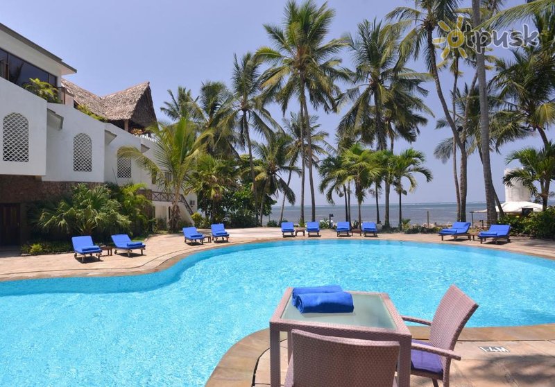 Фото отеля Severin Sea Lodge 4* Момбаса Кения экстерьер и бассейны