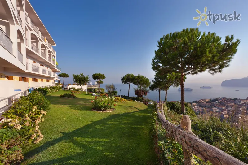 Фото отеля Grand Hotel President 4* Сорренто Італія екстер'єр та басейни