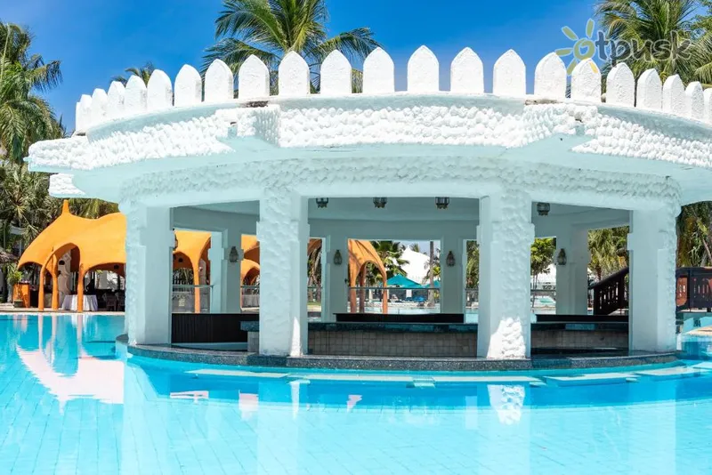 Фото отеля Southern Palms Beach Resort 4* Момбаса Кенія екстер'єр та басейни