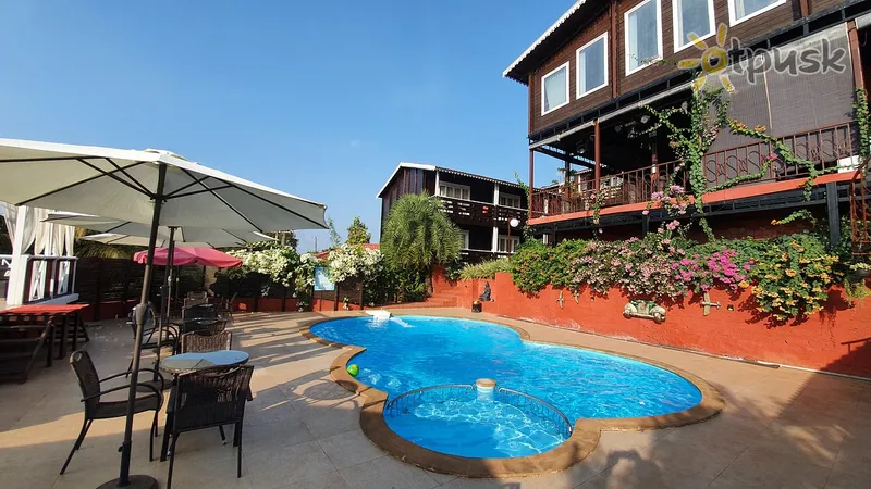 Фото отеля The Regalia Resort Goa 3* Šiaurės Goa Indija išorė ir baseinai