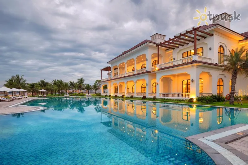 Фото отеля Melia Vinpearl Phu Quoc 5* о. Фукуок В'єтнам екстер'єр та басейни